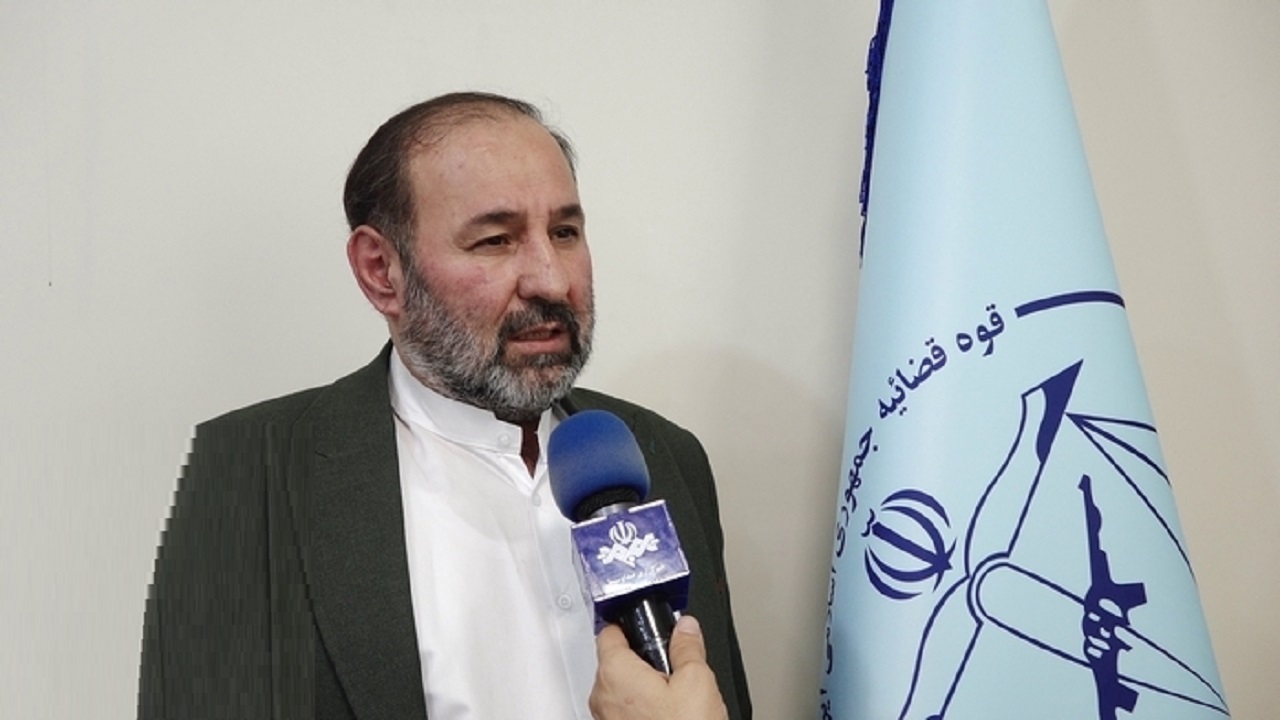 سربازان فراری در قالب طرح «بازگشت به سنگر» بخشیده شدند سربازان فراری در قالب طرح «بازگشت به سنگر» بخشیده شدند